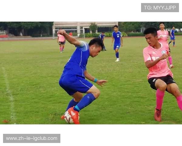 女子足球新星张洁奋力拼搏展现巾帼力量引领绿茵赛场新时代风采